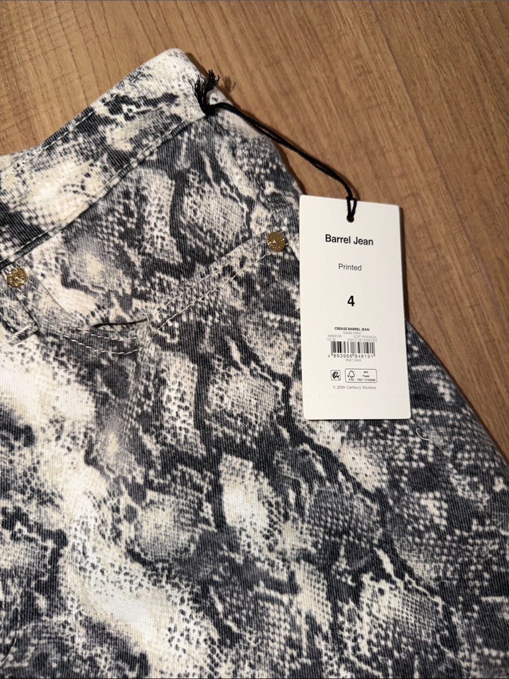 Women’s Snake Print Slim Jeans - Black & White - Picture 3 of 4